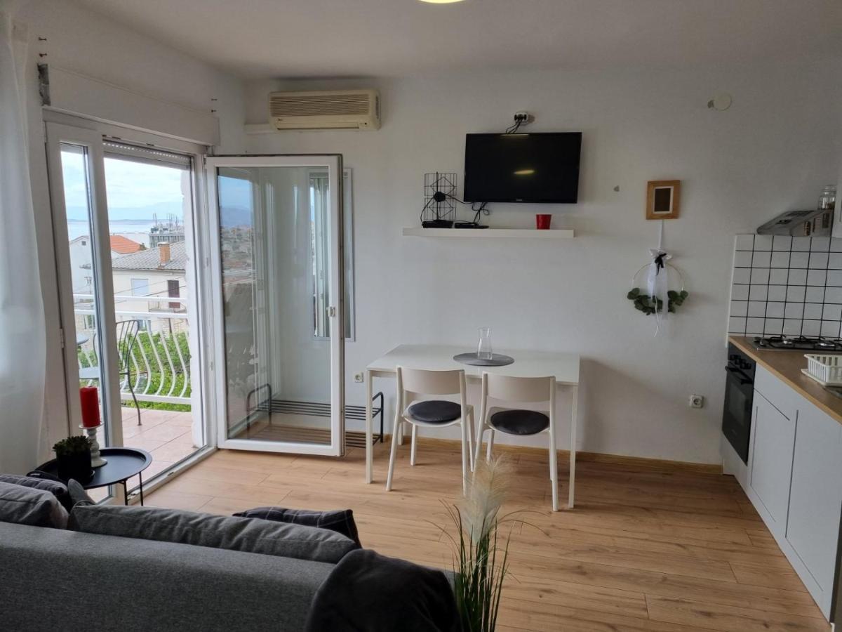 Apartmani Mali Selce Exteriör bild