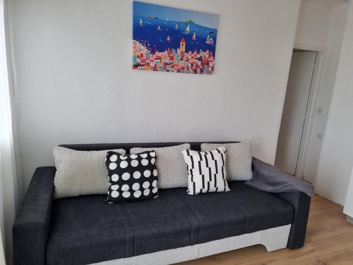 Apartmani Mali Selce Exteriör bild